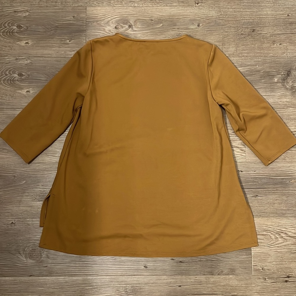 Eileen Fisher Petite Size PP Split Hem 3/4 Sleeve Top - Picture 7 of 8